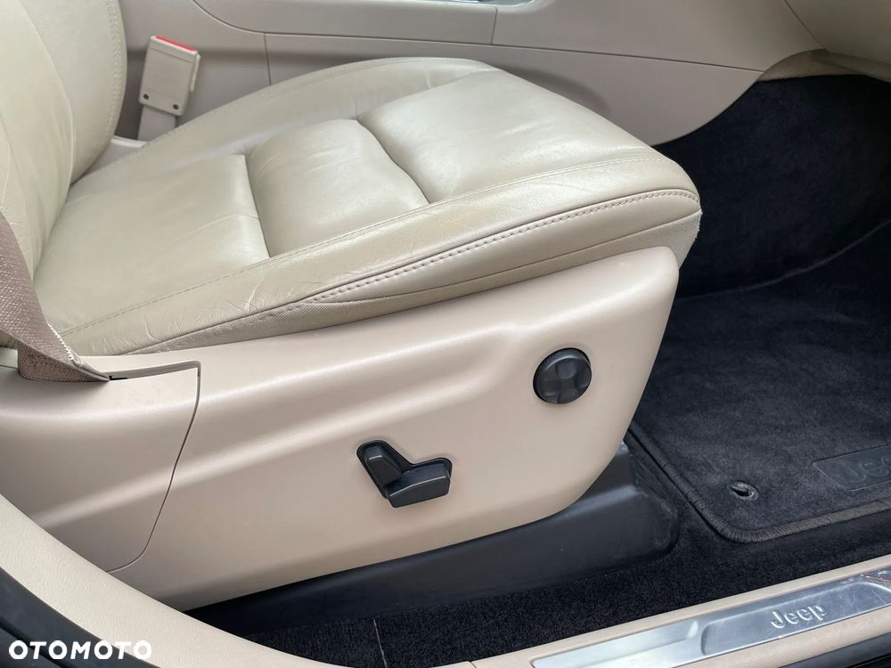 Jeep Grand Cherokee 3.6 V6 Limited - 27