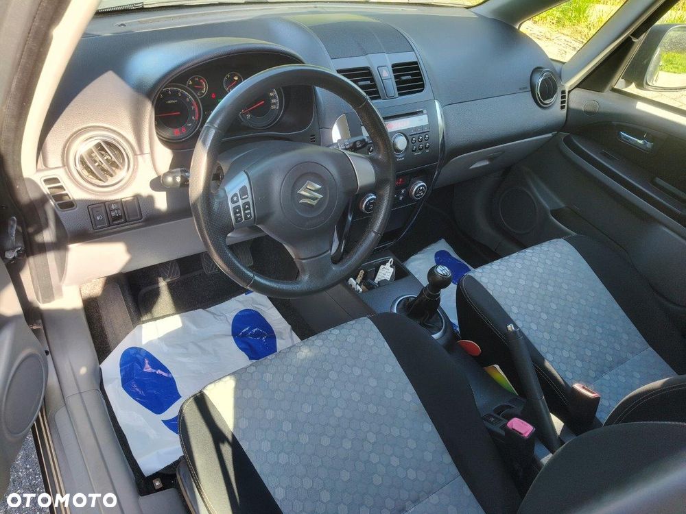 Suzuki SX4 1.6 VVT 4x2 Style - 24