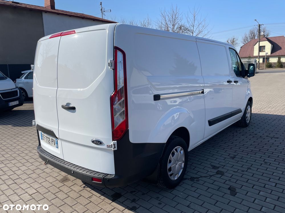 Ford Transit Custom - 9