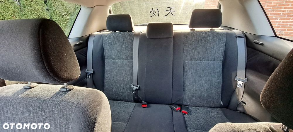 Toyota Corolla 1.6 Luna - 8