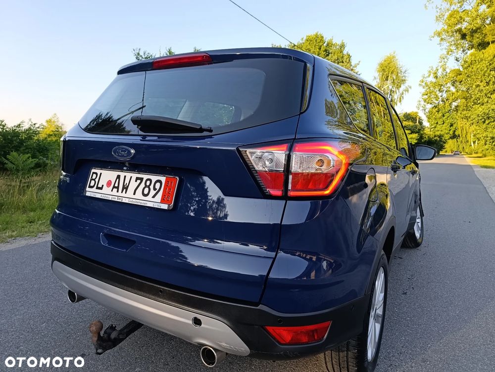 Ford Kuga 1.5 EcoBlue TITANIUM - 4