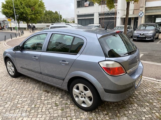 Opel Astra 1.4 Enjoy - 9