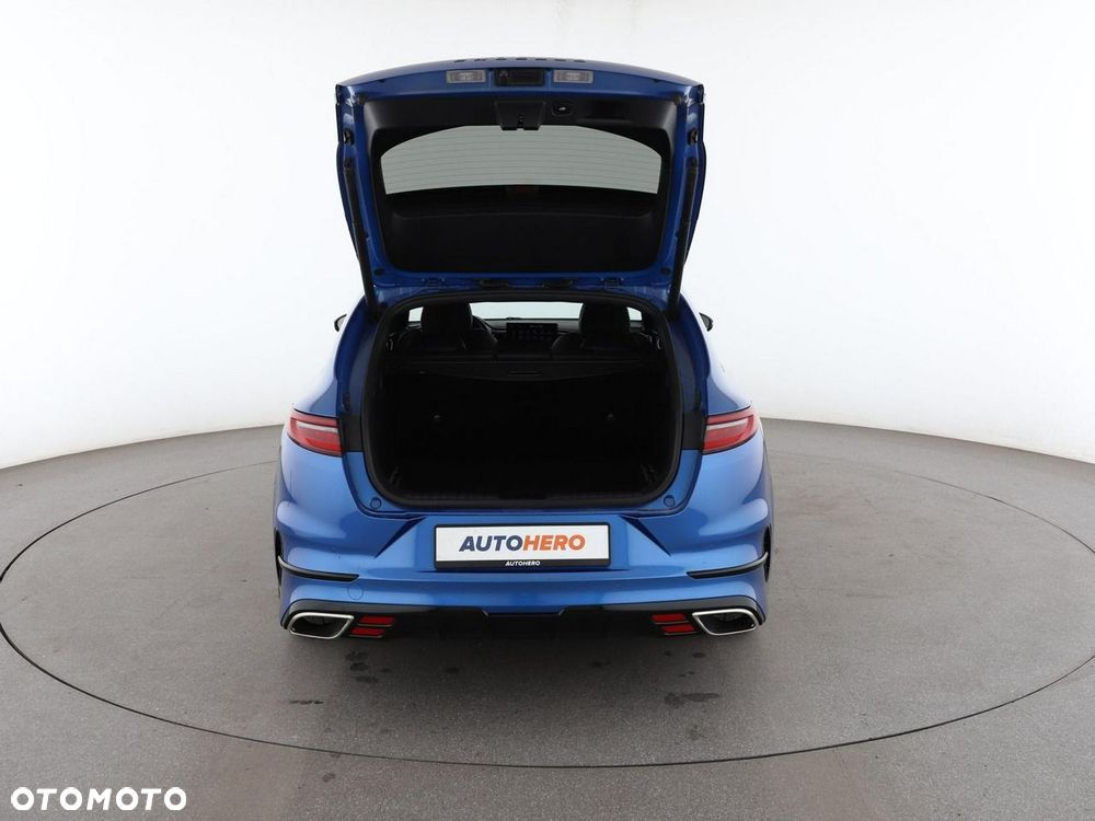 Kia ProCeed 1.6 T-GDI GT DCT - 20