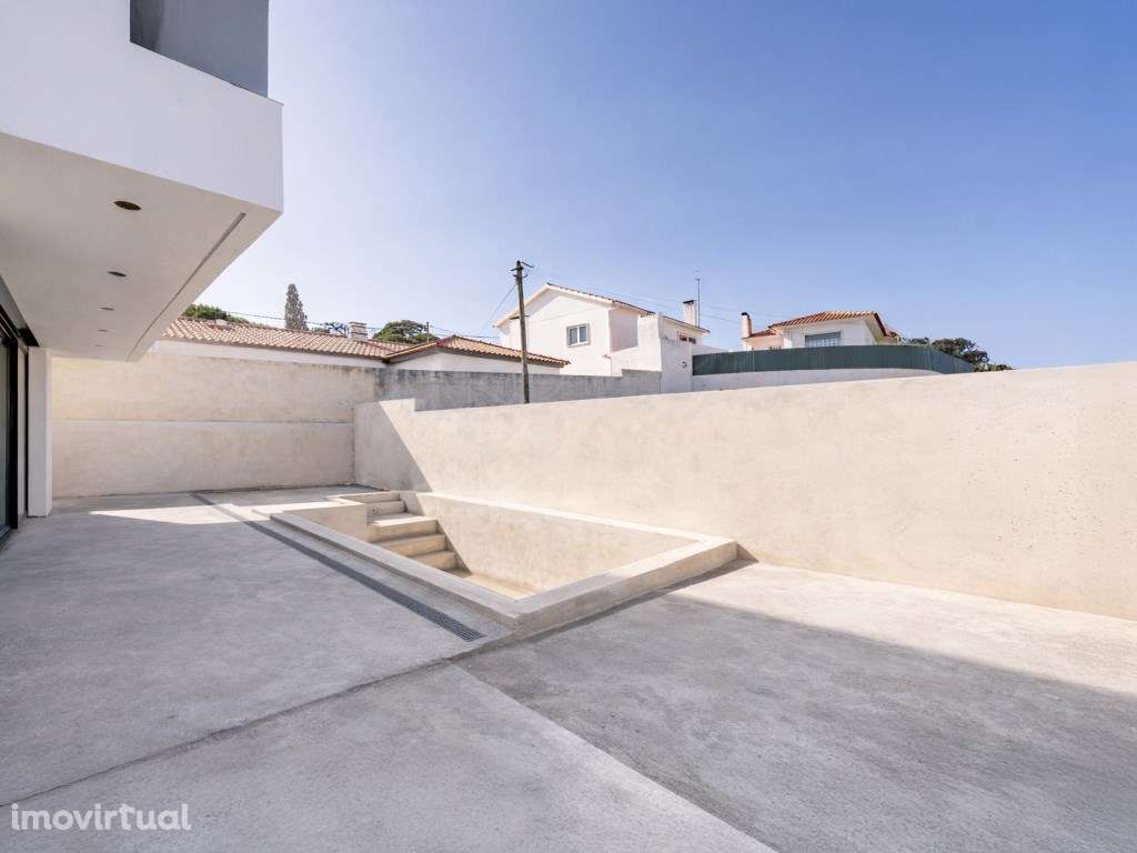Moradia T4 c/ Piscina e Zona Lounge | Cascais - Grande imagem: 2/40