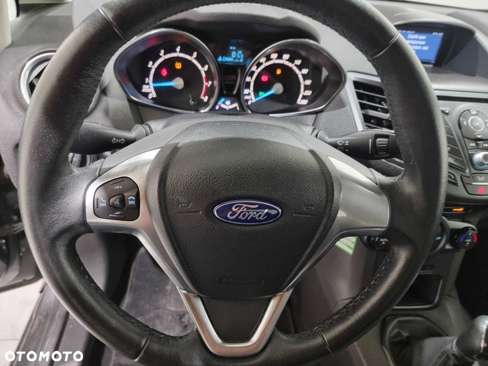 Ford Fiesta - 20
