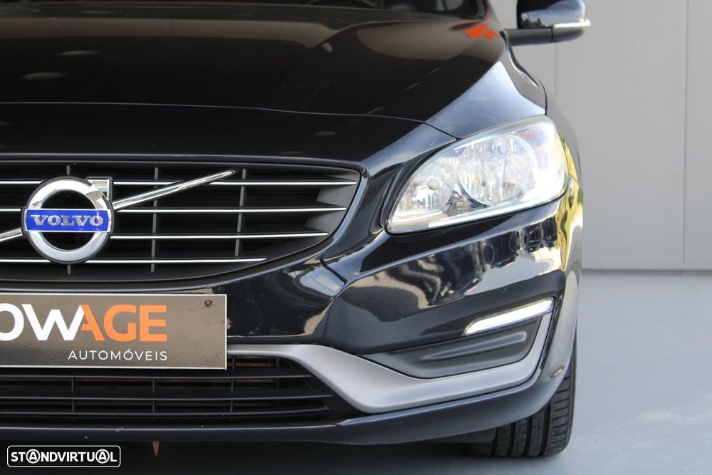 Volvo V60 1.6 D2 Momentum Eco - 31