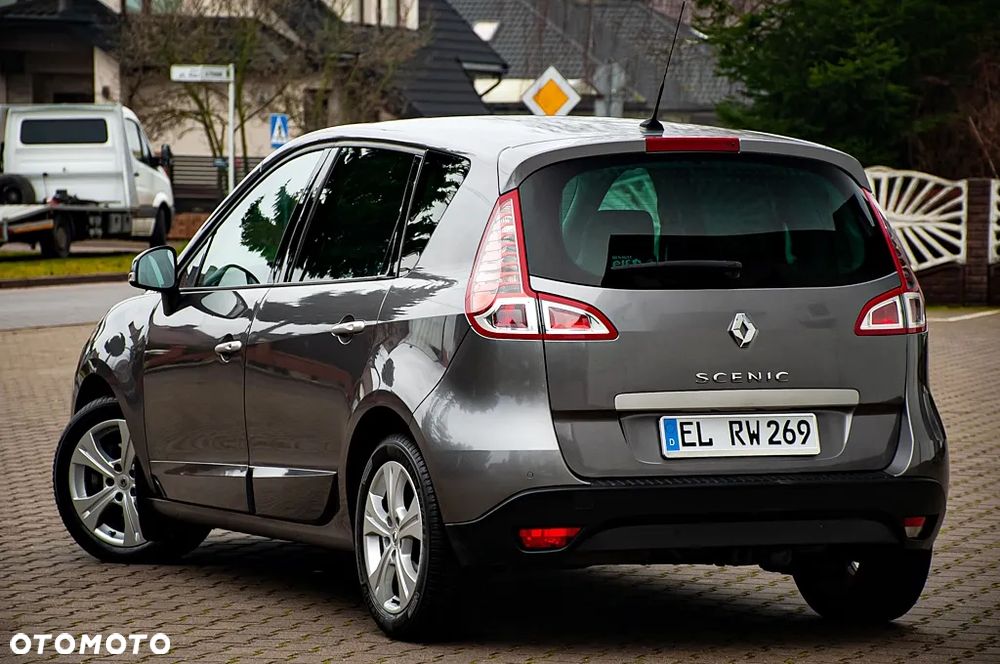 Renault Scenic 2.0 16V Privilege CVT - 18