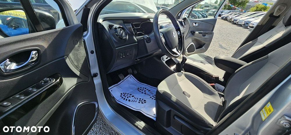 Renault Captur - 22