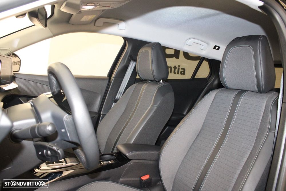 Peugeot e-2008 50 kWh Allure Pack - 11