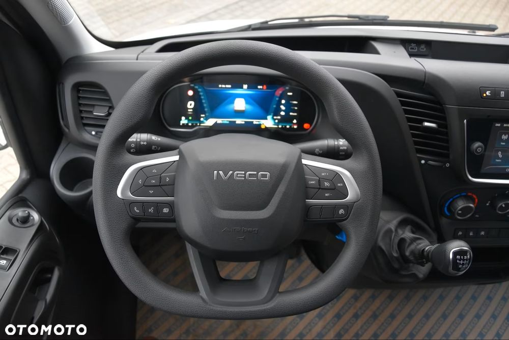 Iveco 35S18HV 16m3 180KM - 7