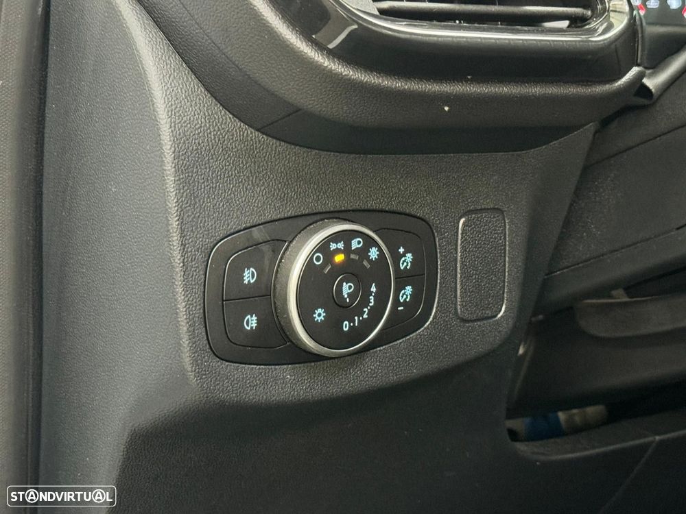 Ford Puma 1.5 TDCi EcoBlue Titanium - 27