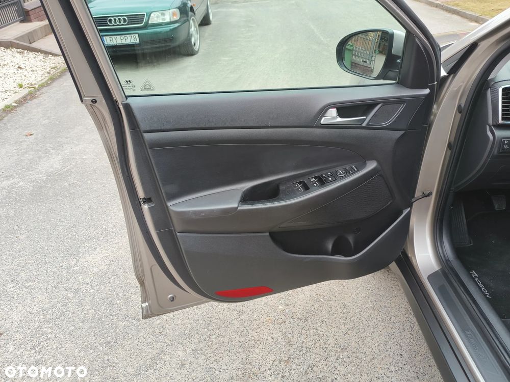 Hyundai Tucson blue 1.6 CRDi 2WD Select - 12