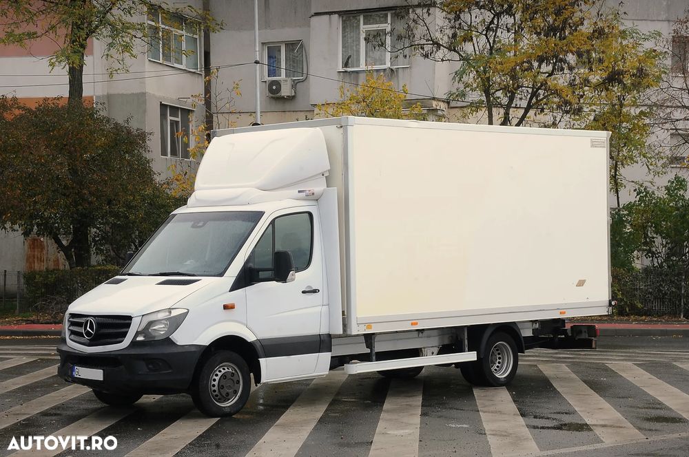 Mercedes-Benz Sprinter - 14