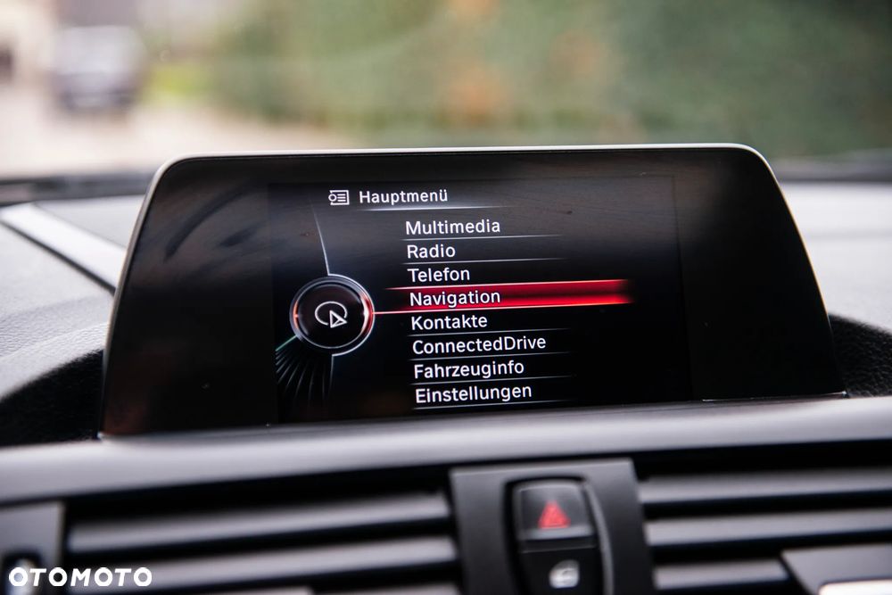 BMW Seria 1 118i Sport Line - 23