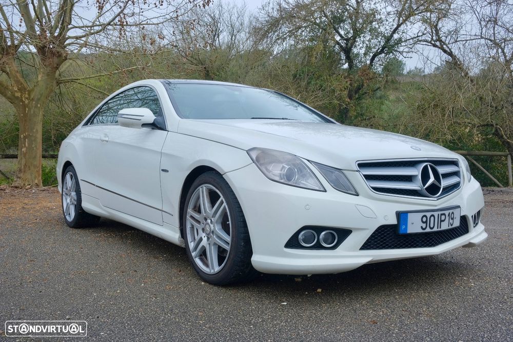 Mercedes-Benz E 250 CGi Elegance BlueEfficiency Auto - 1