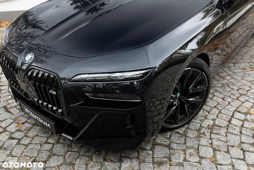 BMW Seria 7 2024 photo 2