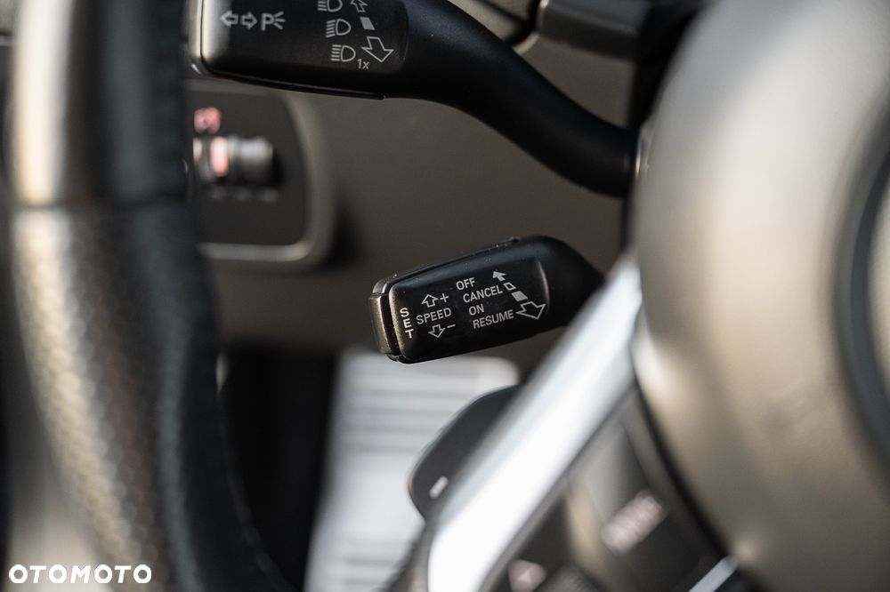 Audi TT Coupé 2.0 TFSI S tronic - 19