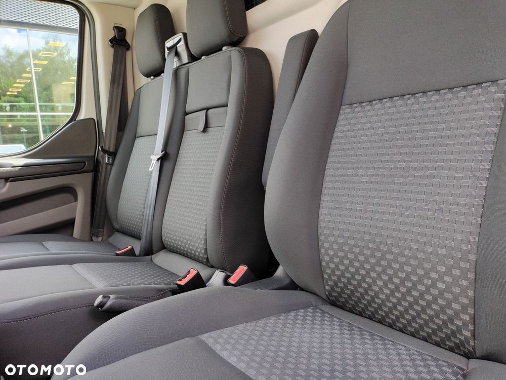 Ford Transit Custom - 20