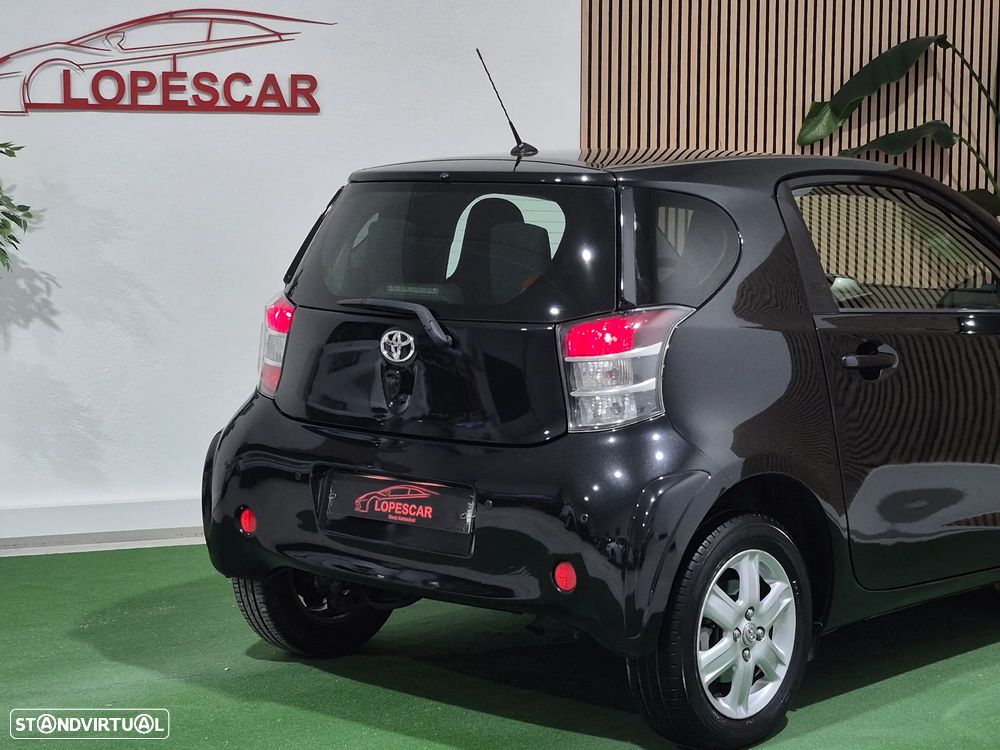 Toyota iQ 1.0 VVT-i - 6