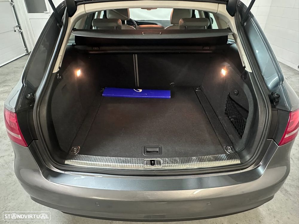 Audi A4 Avant 2.0 TDI Business Line Sport - 15