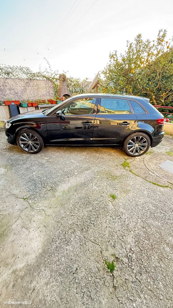Audi A3 Sportback 2.0 TDI - 3