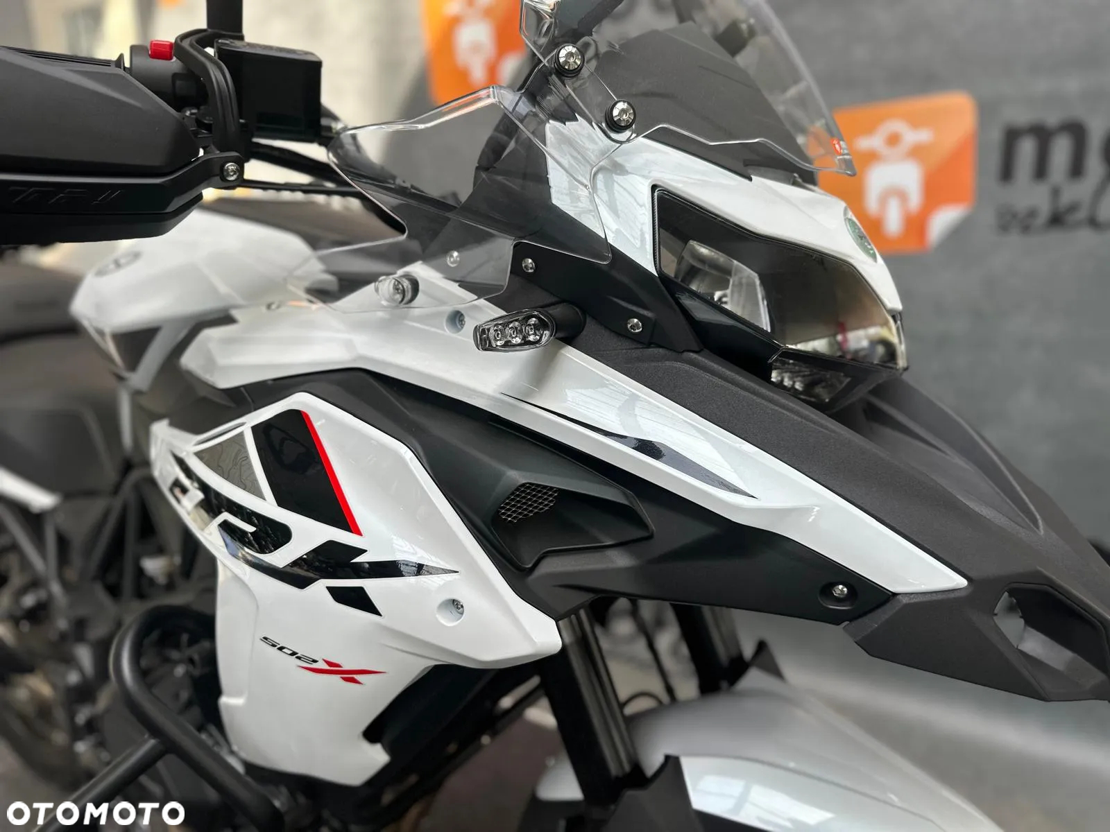 Benelli TRK 502 - 8