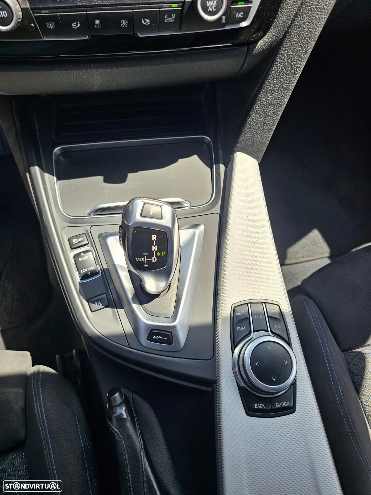 BMW 330 e iPerformance Pack M - 15