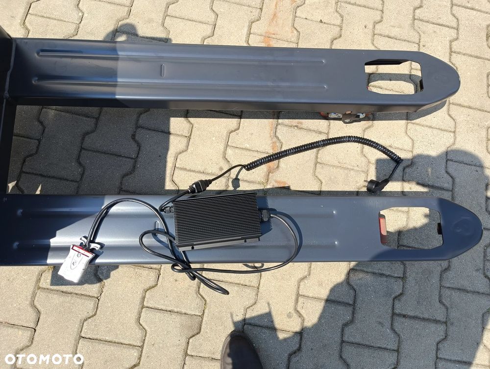 Caterpillar NPP15QBL - 13