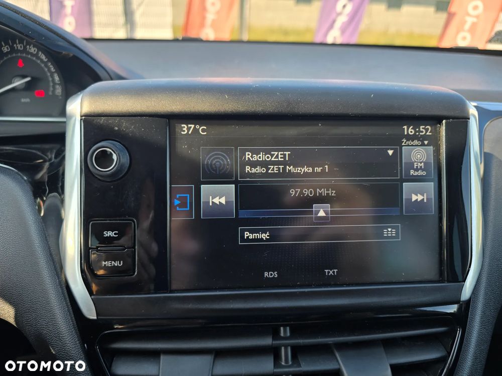 Peugeot 208 1.2 PureTech Style - 24