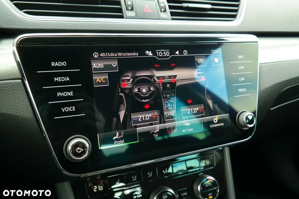 Skoda Superb 2.0 TSI Style DSG - 30