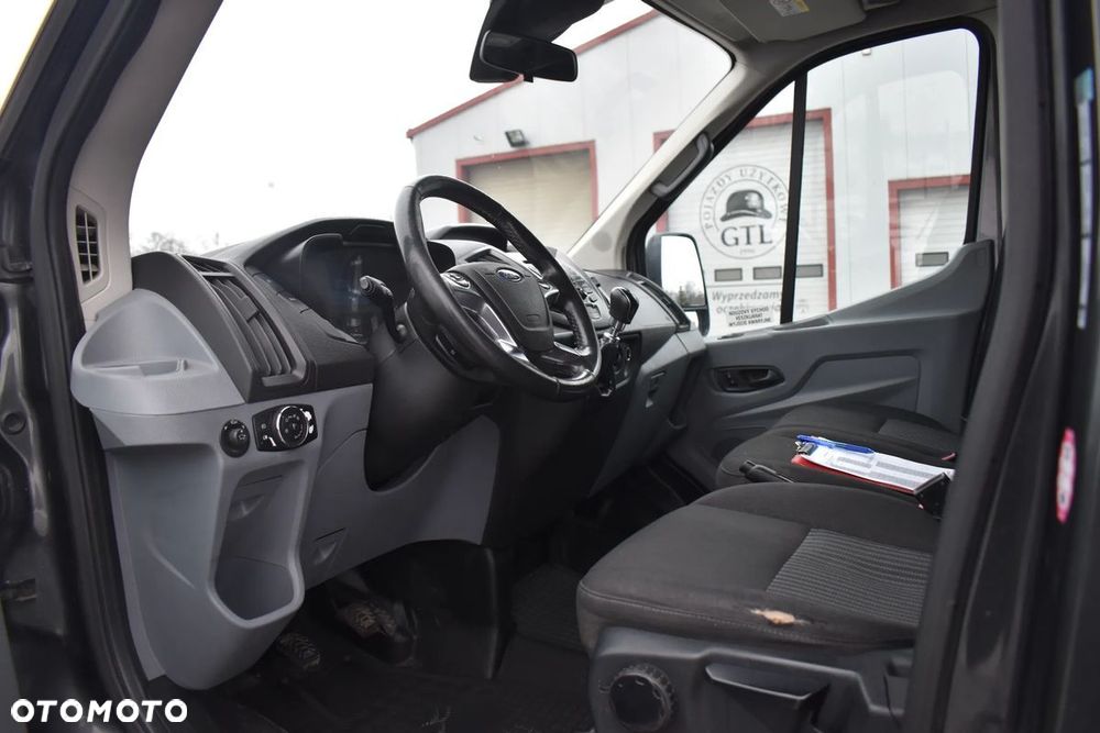 Ford Transit - 25