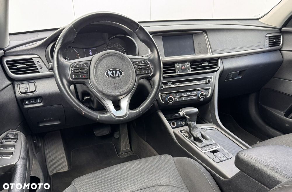 Kia Optima 1.7 CRDI M DCT - 15