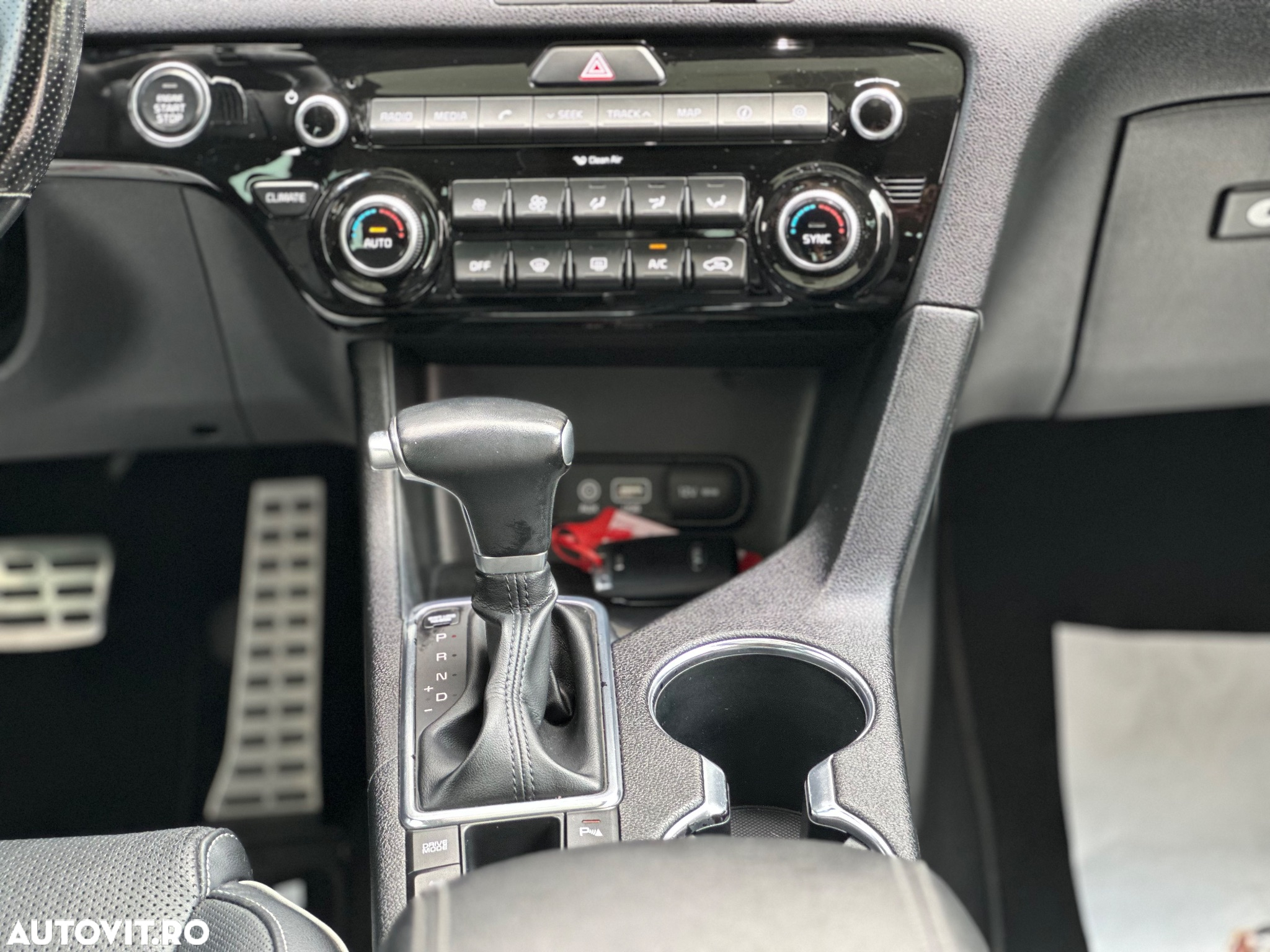 Kia Sportage - 12