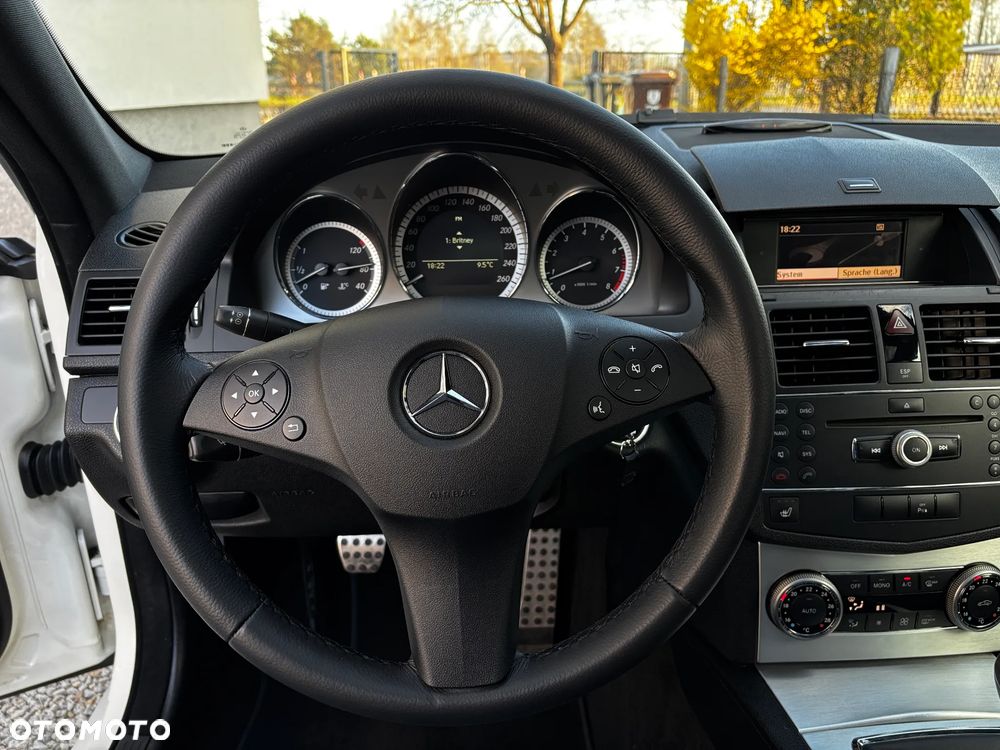 Mercedes-Benz Klasa C 180 Kompressor Avantgarde - 35