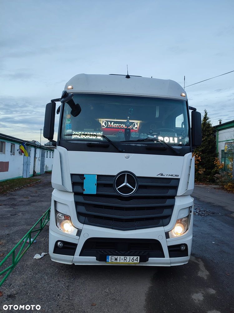 Mercedes-Benz Actros - 2