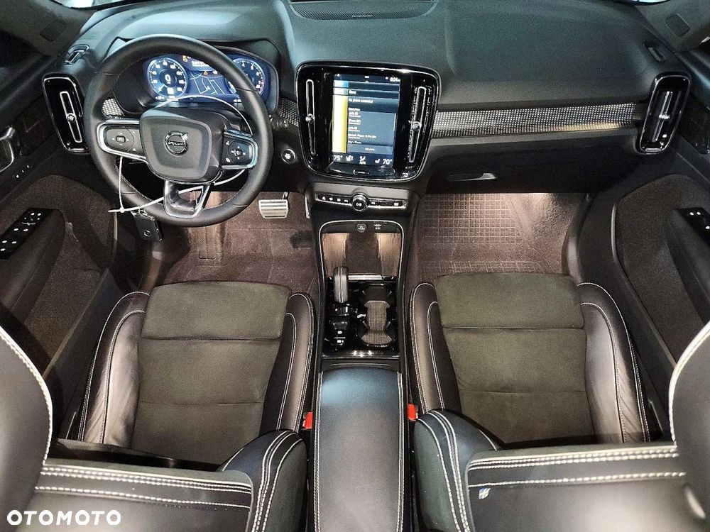 Volvo XC 40 T5 AWD R-Design - 8