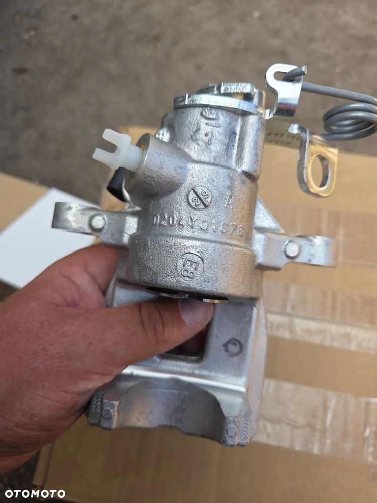 Zacisk hamulcowy prawy tył tylny Peugeot 207 4400T1 Bosch - 6