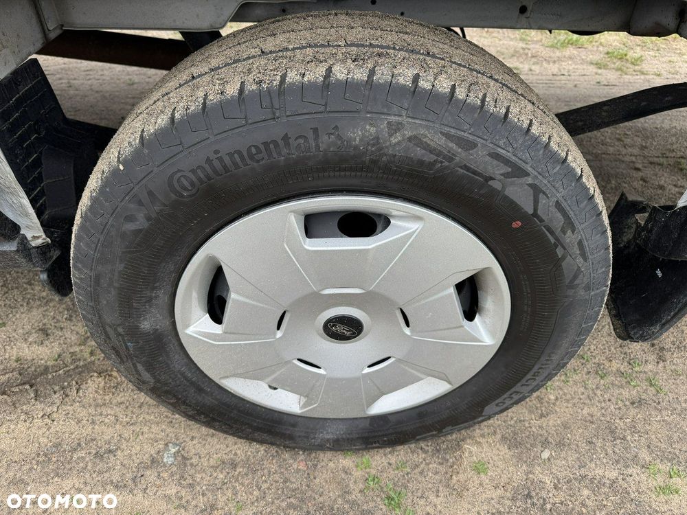 Ford Transit - 22