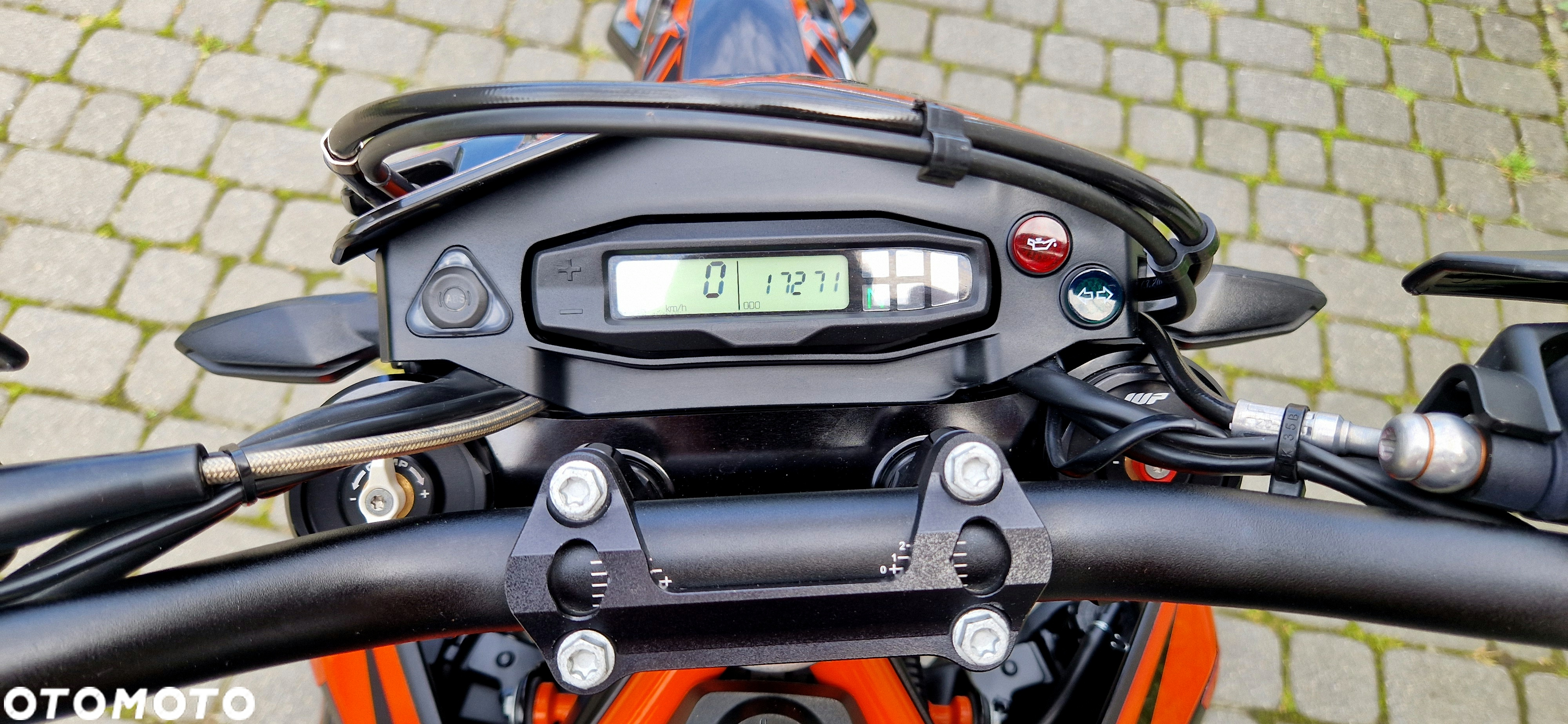 KTM SMC - 11