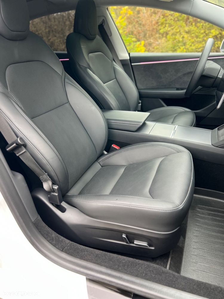 Tesla Model 3 Long Range AWD - 21