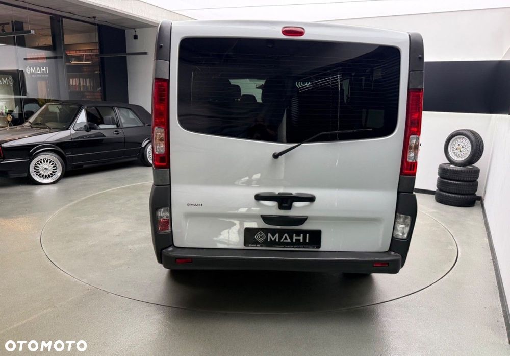 Opel Vivaro L2H1 2.9t Edition - 10
