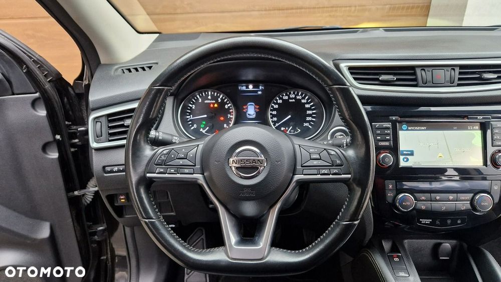 Nissan Qashqai - 25