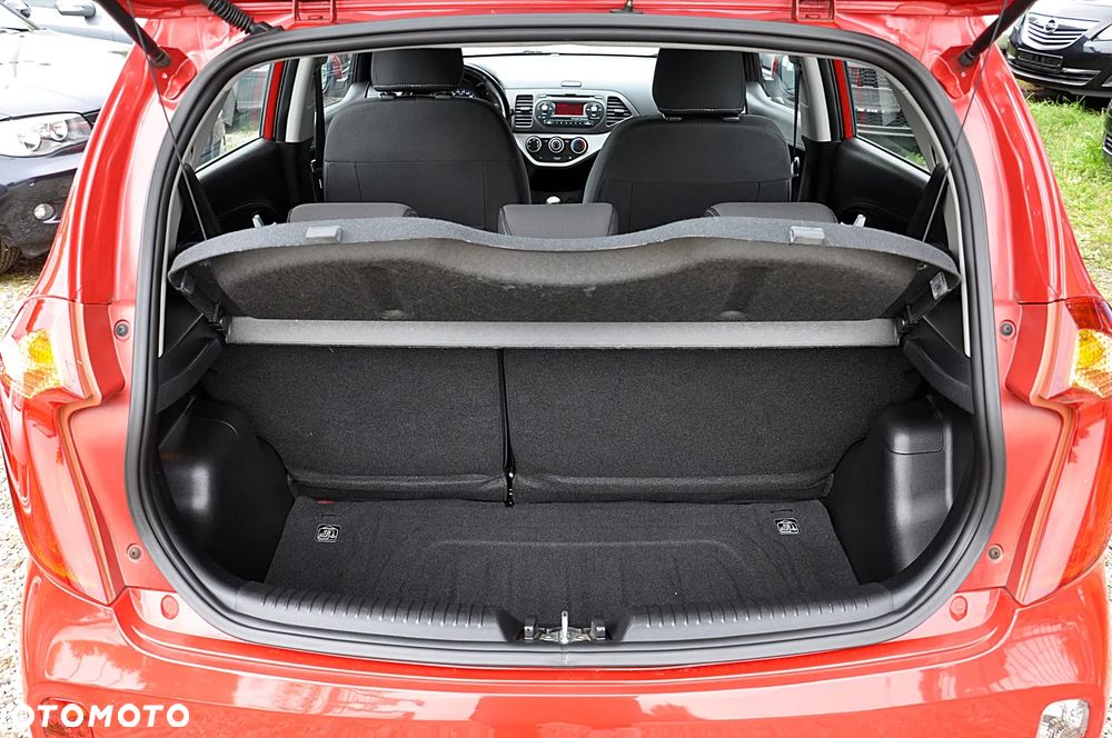 Kia Picanto 1.0 Dream Team Edition - 28