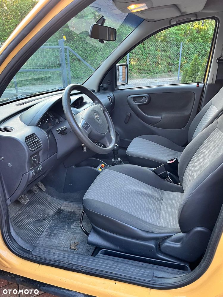 Opel Combo - 8