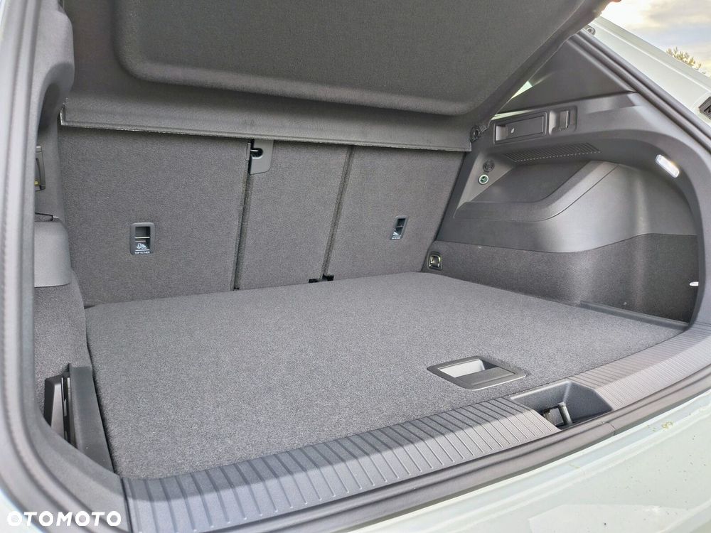 Volkswagen Tiguan - 34