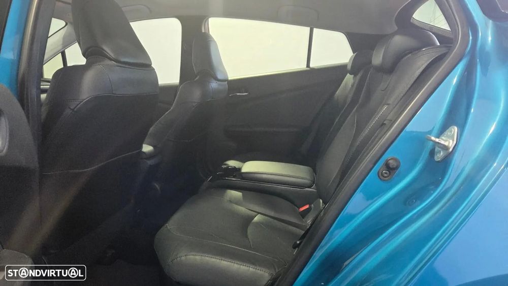 Toyota Prius 1.8 Plug-In Pack Premium - 14