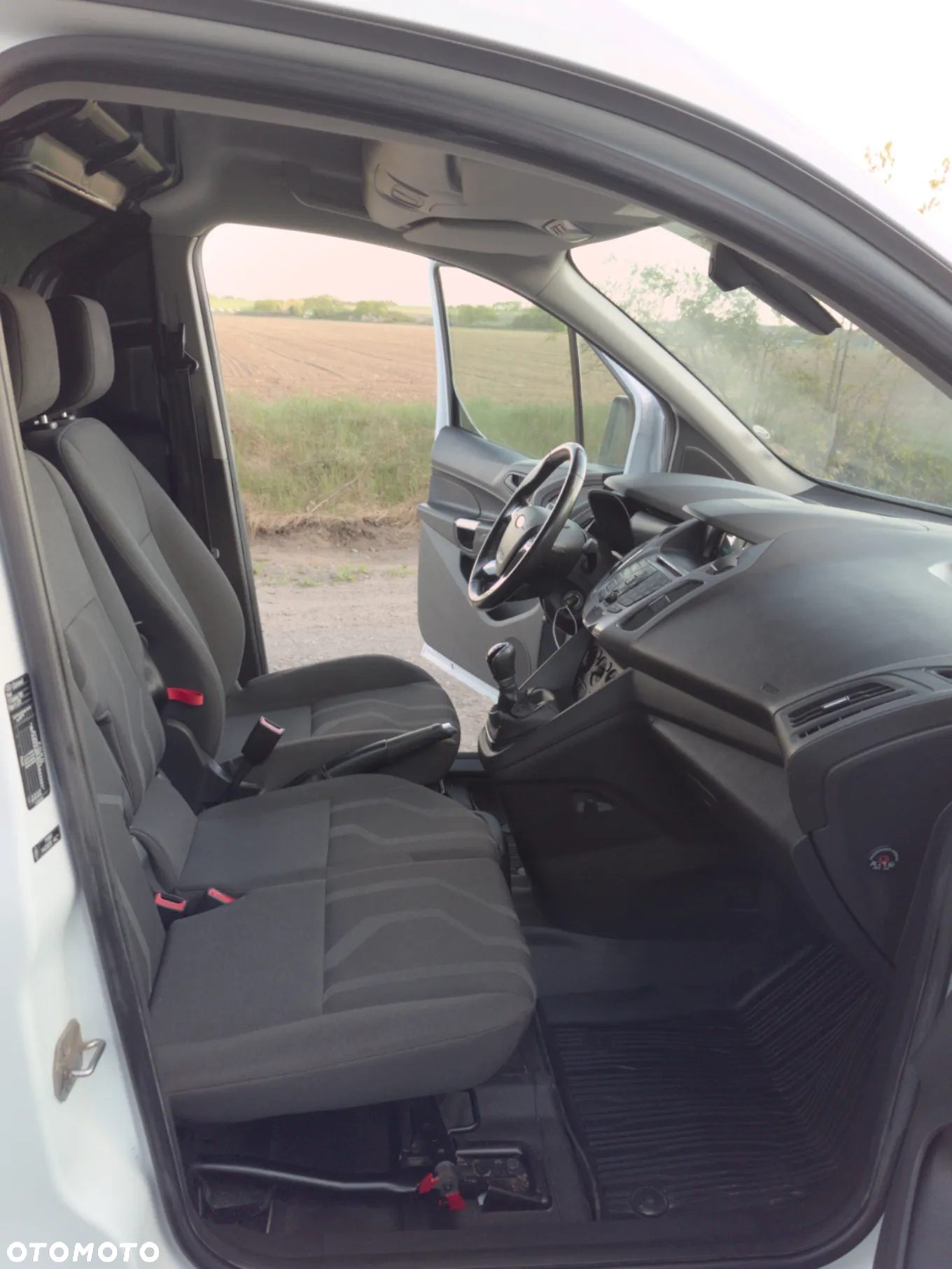Ford Connect - 10