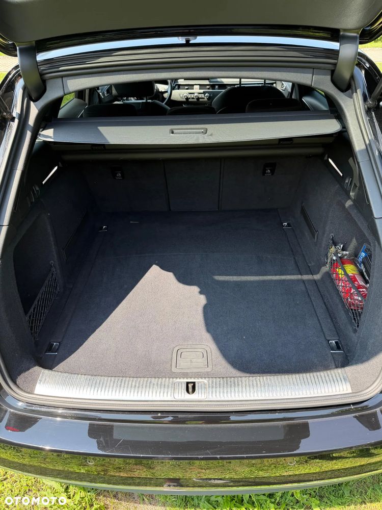 Audi A4 Avant 2.0 TDI ultra S tronic - 15
