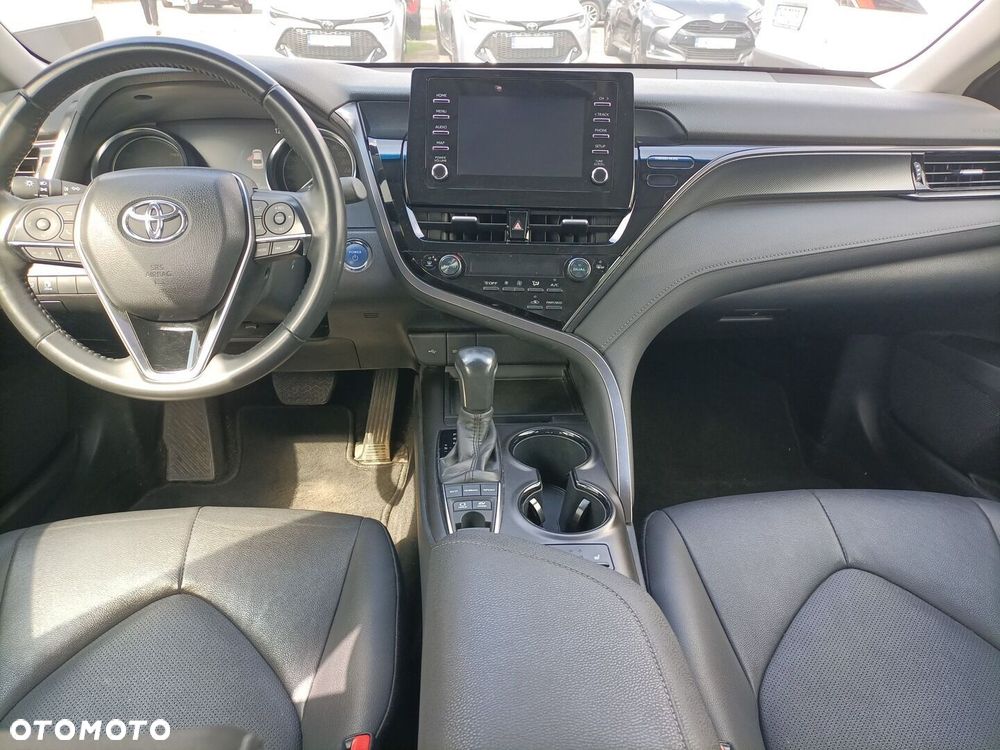 Toyota Camry 2.5 Hybrid Comfort CVT - 10