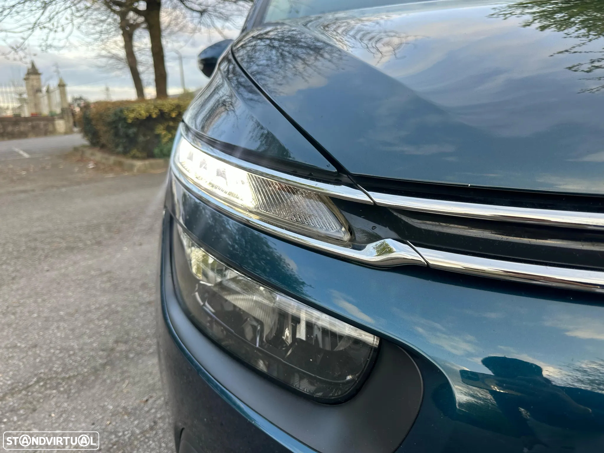 Citroën C4 Spacetourer PureTech 130 Stop&Start EAT8 SELECTION - 12